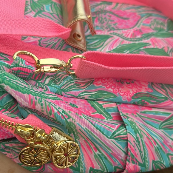 NWT Lilly Pulitzer Backpack Cooler ‘Coming In Hot’ - Picture 5 of 12